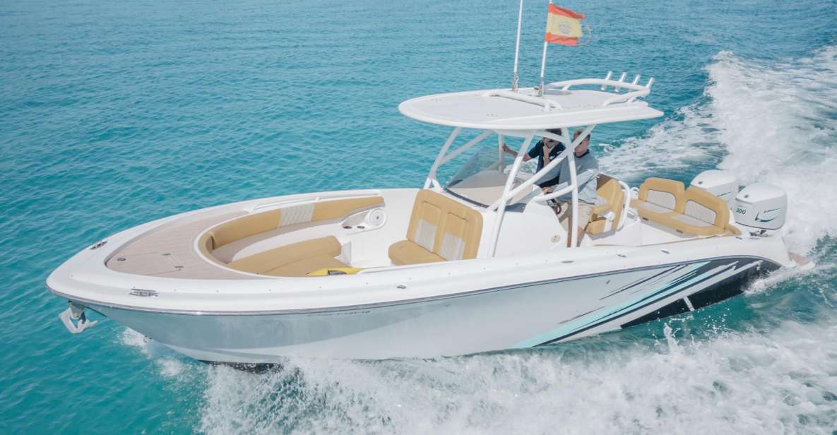 Pronautica 880 Open Sport Boat Rental With Skipper - Key Points
