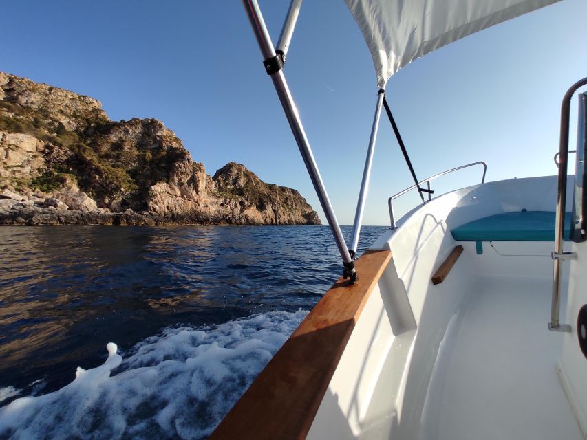 Santa Ponsa: License-Free Boat Rental - Key Points