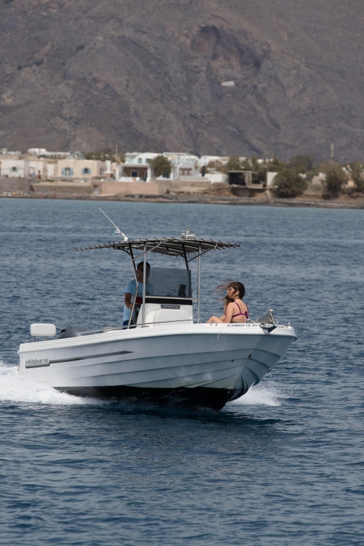 Santorini: Boat Rental With License - Key Points