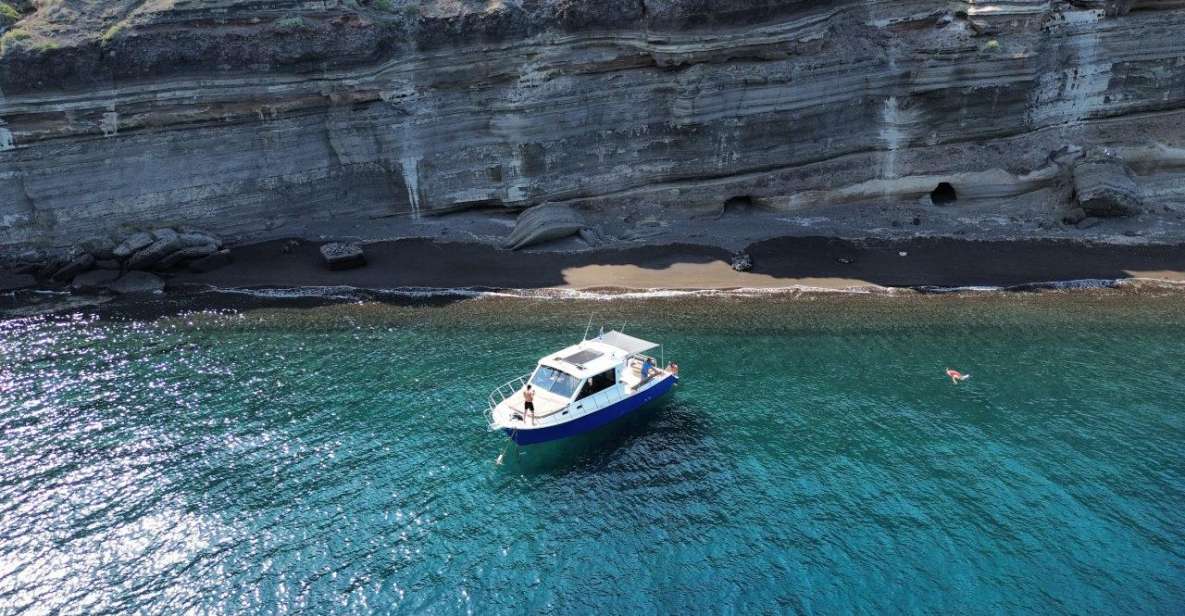 Santorini Private Cruise Sightseeing Tour With BBQ & Drinks - Key Points