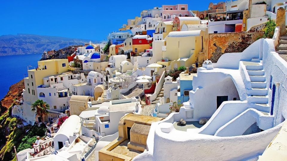 Santorini Private Half-Day Tour With Pickup - Key Points