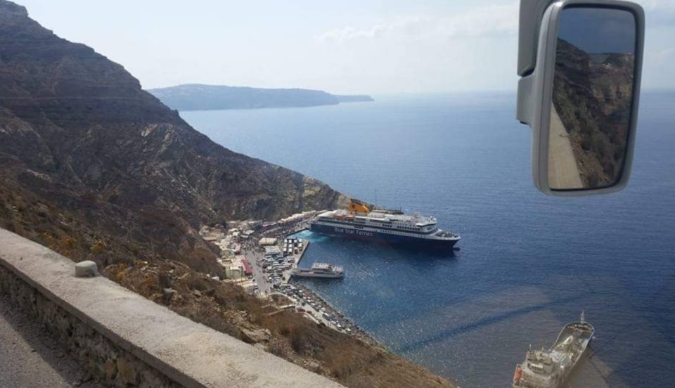 Santorini Tour Experts at Hidden Treasures of Island - Key Points