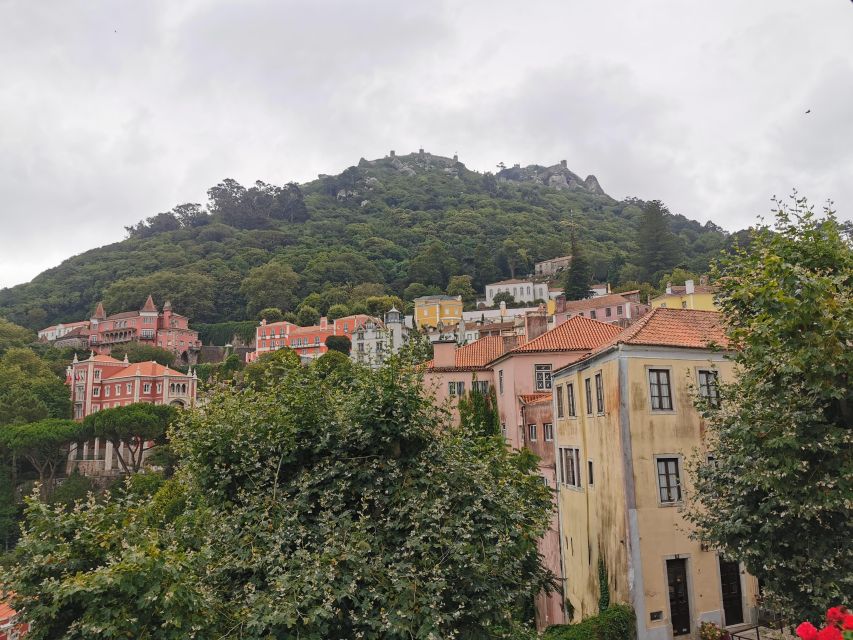 Sintra Cascais Wth Pena Palace & Moorish Castle Private Tour - Key Points
