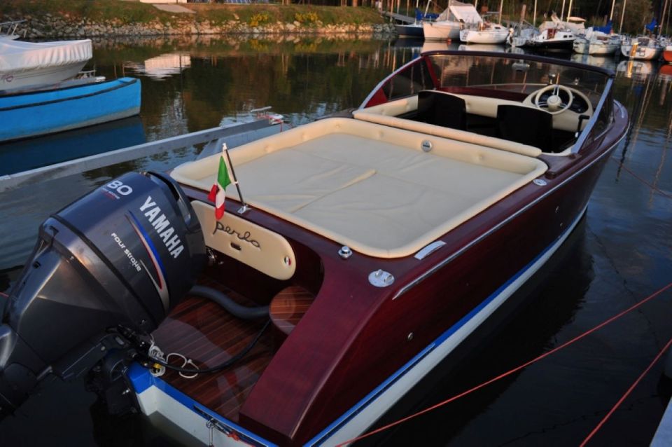 Sunset Boat Ride at Lake Trasimeno With Aperitif or Dinner - Activity Overview