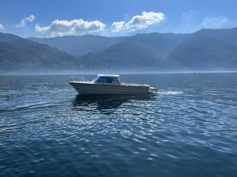 2-hour Private Boat Tour on Lake Como