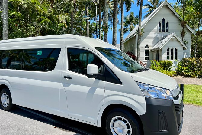 Affordable Cairns Airport to Port Douglas Shared Shuttle