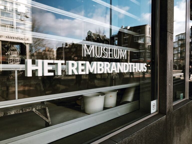 Amsterdam: Guided City Walking Tour and Rembrandt House