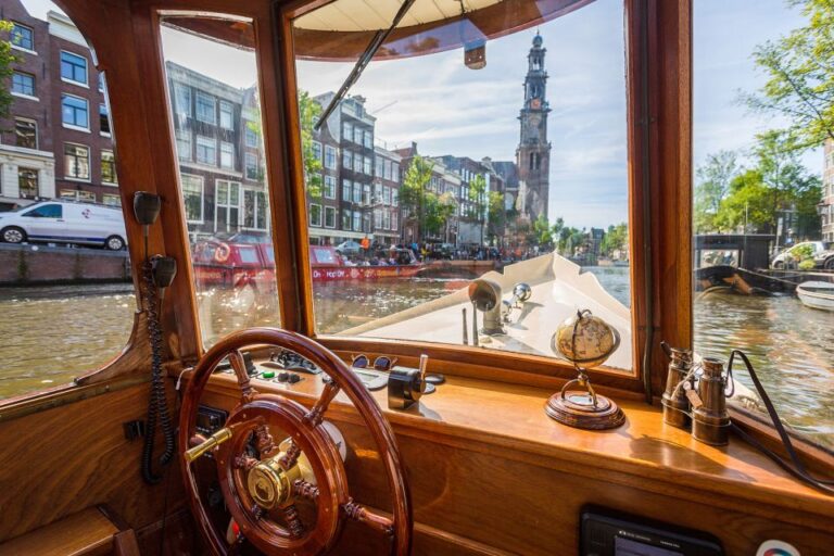 Amsterdam: Luxury Boat Canal Cruise With Unlimited Drinks