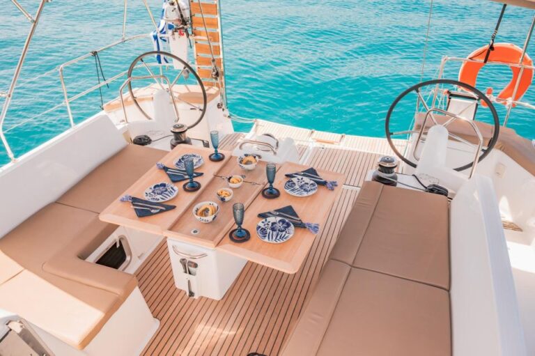 Athens: Private Morning Sailing and Gastronomy Cruise