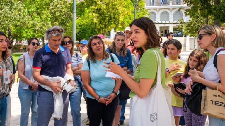 Athens: Private Treasure Hunt in the National Garden