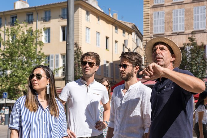 Avignon Walking Tour Including Popes Palace - Tour Experience
