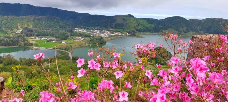 Azores: Private Tour Sete Cidades Green & Blue Lakes