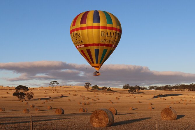 Barossa Valley Hot Air Balloon Ride With Breakfast