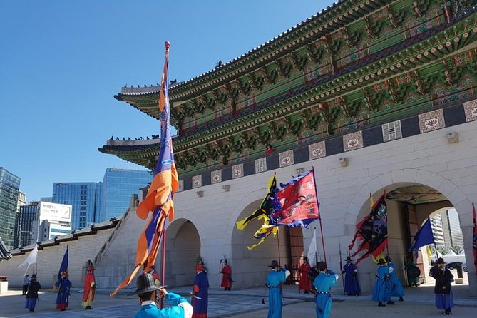 Best Walking Tour to Gyeongbok Palace N Bukchon With Expert - Tour Overview and Highlights