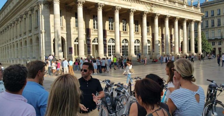 Bordeaux Walking City Tour With a Local Certified Guide