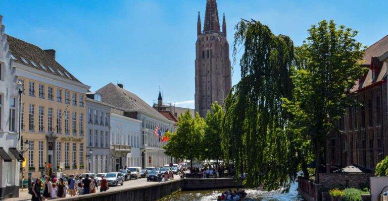 Bruges: First Discovery Walk and Reading Walking Tour