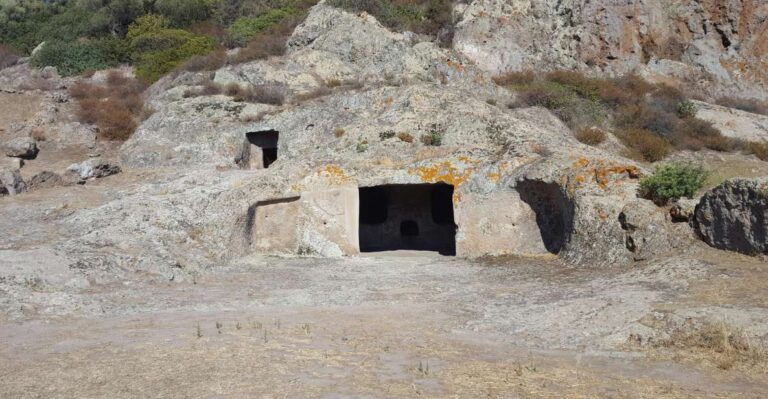 Cagliari: Full-Day Private Tour of Prehistoric Sardinian