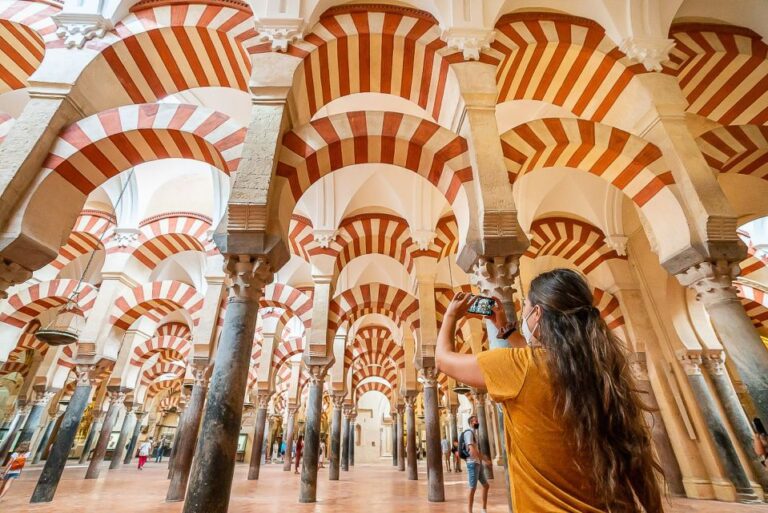 Córdoba: Skip-the-Ticket-Line Mosque-Cathedral Guided Tour