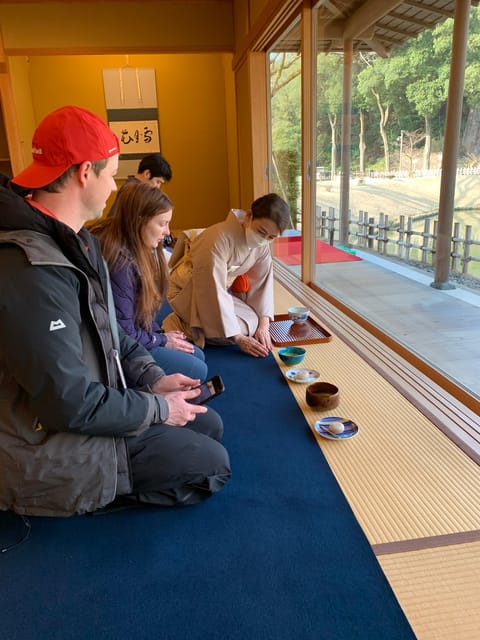 E-Bike Cycling With Guided Tour of Kanazawa Main & Kenrokuen