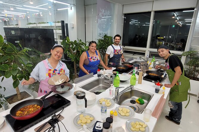 Enjoy Tailored Korean Cooking Class With Ocean View at Busan