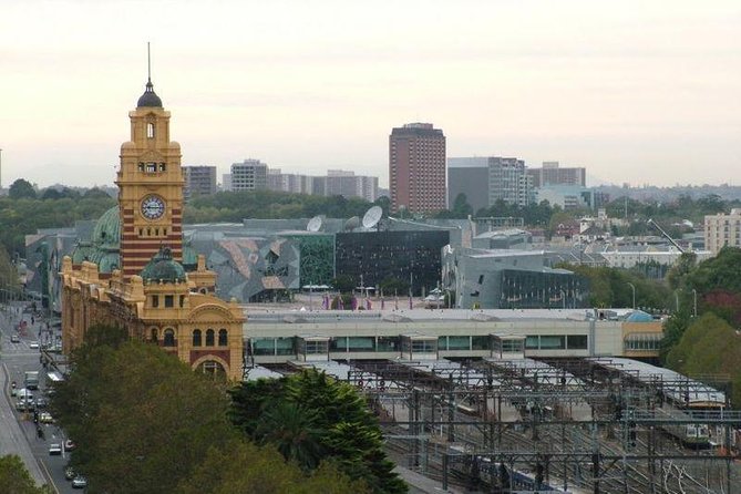 Explore Melbourne: Self-Guided Audio Tour - Meeting and Navigation Points