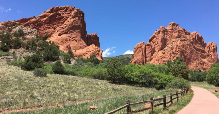 From Denver: Garden of the Gods & Manitou Springs Tour