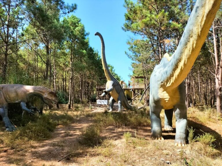 From Lisbon: Trip to Dinosaurs & Little Portugal Theme Parks