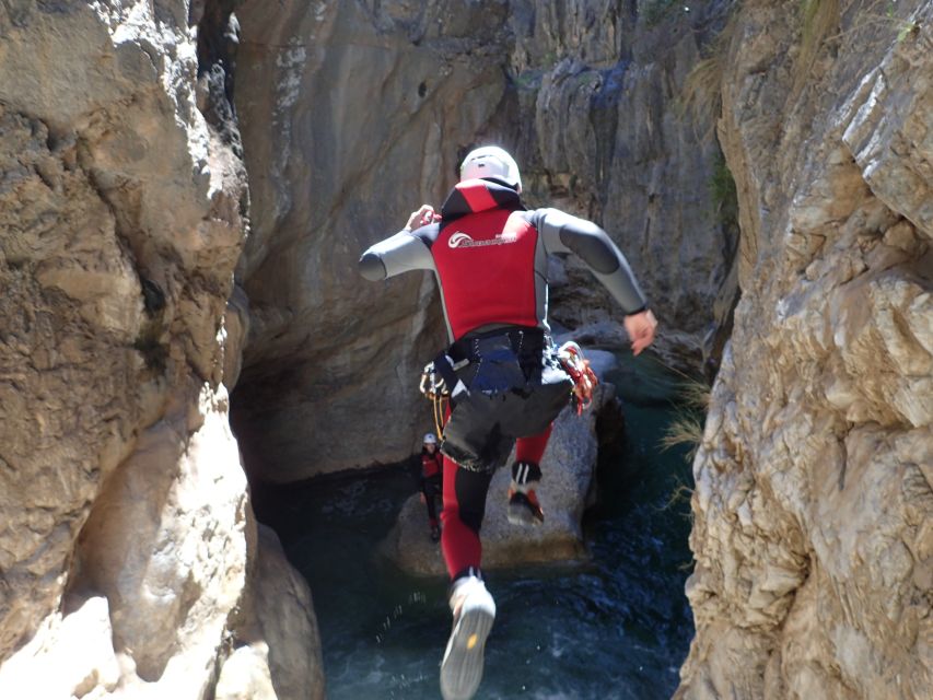 Granada: Río Verde X-Pro Canyoning | Private Tour - Price and Inclusions