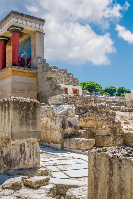 Heraklion City, Walking Tour, Old Market & Knossos Palace - Tour Details for Heraklion City Exploration