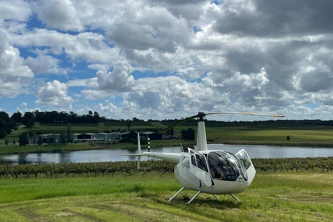 Hunter Valley Romantic Bubbly Breakfast Helicopter Tour From Cessnock - Tour Highlights and Features