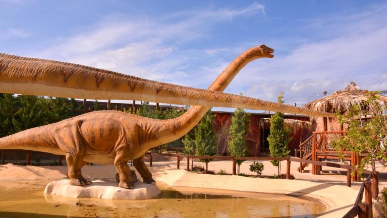 KIDS DAY / DINOSAURIA PARK – AQUARIUM – THE WATERPARK