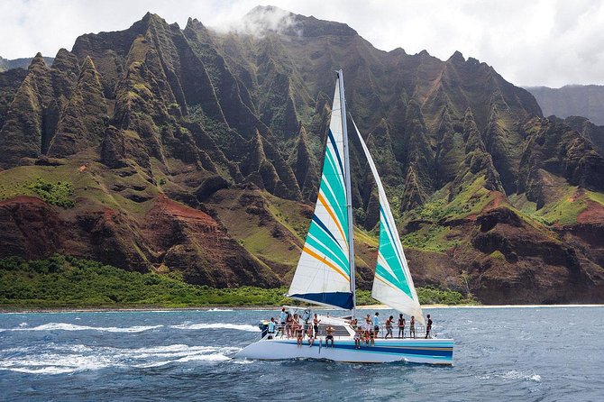 Leila Na Pali Sunset Dinner Sail