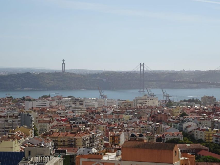 Lisbon: Half Day Guided Sightseeing Tour by Tuk Tuk - Tour Details