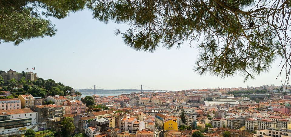 Lisbon: Private Guided Electric Tuk Tuk Tour With Tastings - Tour Overview