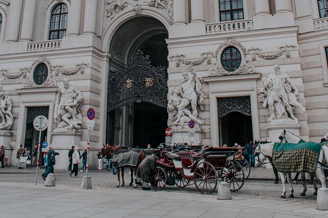 Lokafy Vienna Kid-Friendly Private Walking Tour With a Local