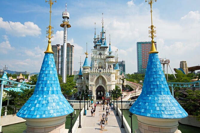 Lotte World and Popcorn KPOP Concert in One Day Tour