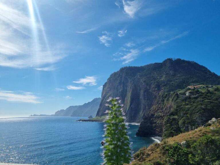 Madeira : Santana, Pico Arieiro, Walk Full Day 4×4 Jeep Tour