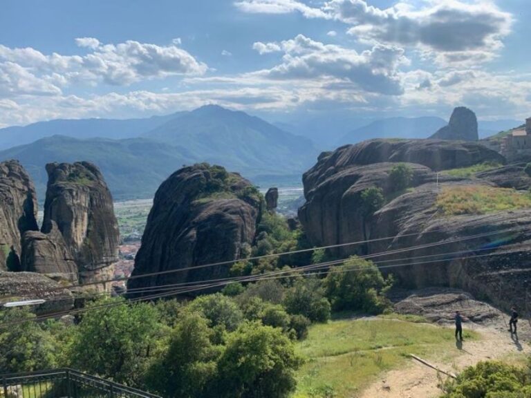 Midday Tour in Meteora From Kalabakas Trainstation