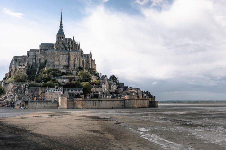 Mont Saint-Michel : The History Digital Audio Guide