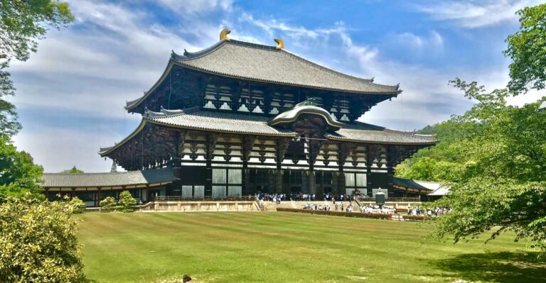 Nara: Todai-ji and Nara Park (Spanish Guide)