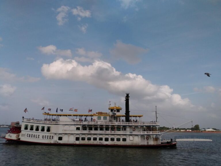 New Orleans: Local French Quarter Private Walking Tour