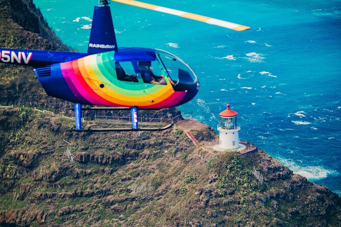 Oahu Helicopter Tour: Diamond Head, Mt. Olomana, Nuuanu Pali  – Honolulu