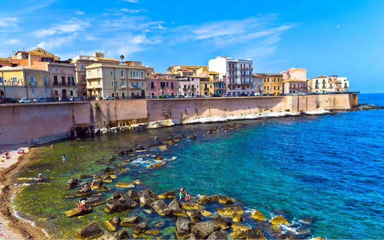 Ortigia Private Walking Tour With Photographer