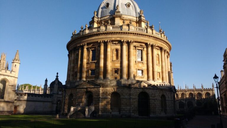 Oxford: Pre-Raphaelite Walking Tour With Exeter College