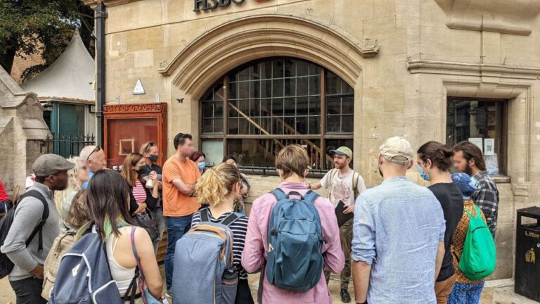 Oxford: Uncomfortable Oxford™ Walking Tour