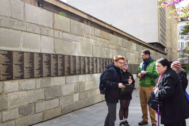 Paris: Le Marais District Jewish History Guided Walking Tour