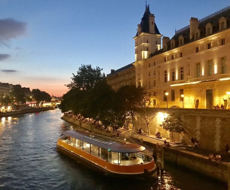 Paris: Seine River Panoramic Cruise