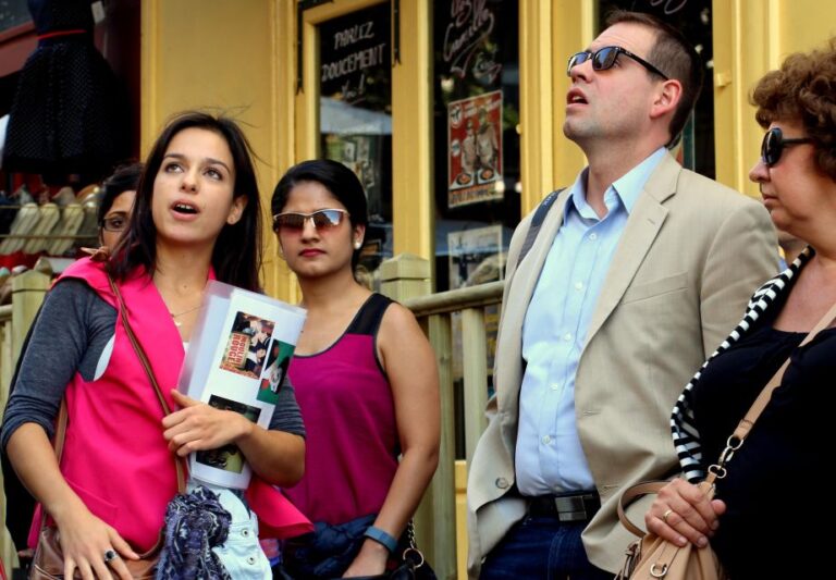 Paris: Small Group Walking Tour of Montmartre