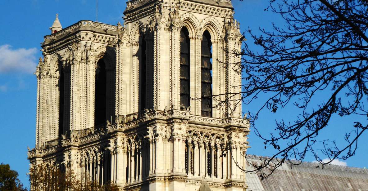 Paris : Treasure Hunt From the Panthéon to the Louvre - Uncovering the City of Light