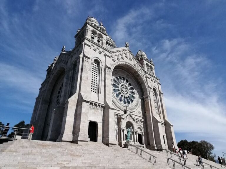 Ponte De Lima & Viana Do Castelo: All-Inclusive Private Tour